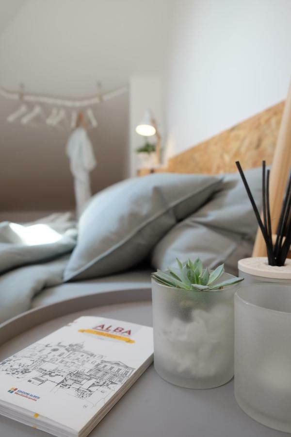 Apartament La Casa Di Ringhiera Alba  Zewnętrze zdjęcie