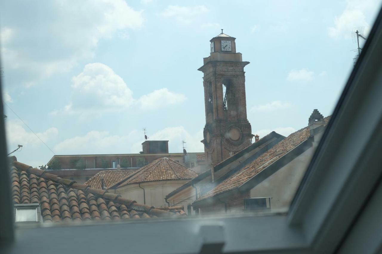 Apartament La Casa Di Ringhiera Alba  Zewnętrze zdjęcie